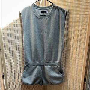 BDG Gray Sleeveless Sweatshirt Romper W/Pockets & Snaps on one shoulder Sz S-EUC